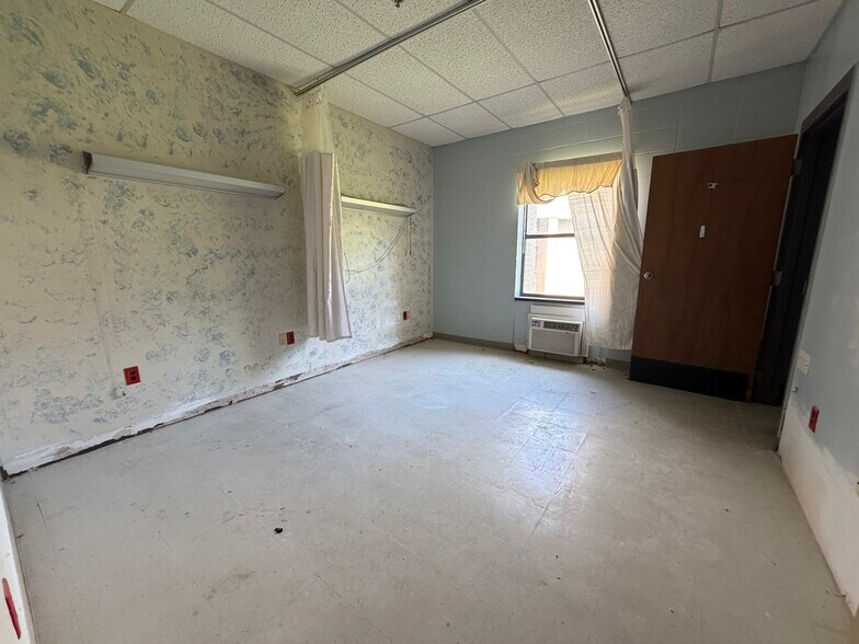 More Photos Of 10A Highway 289, Horseshoe Bend Skilled Nursing Facility For Sale