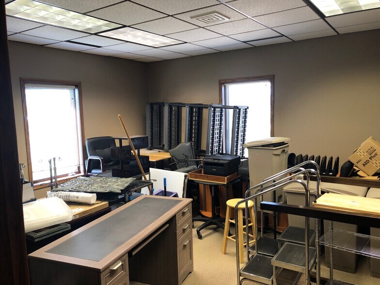 More Photos Of 1620 Southridge Dr, Jefferson City Medical For Lease