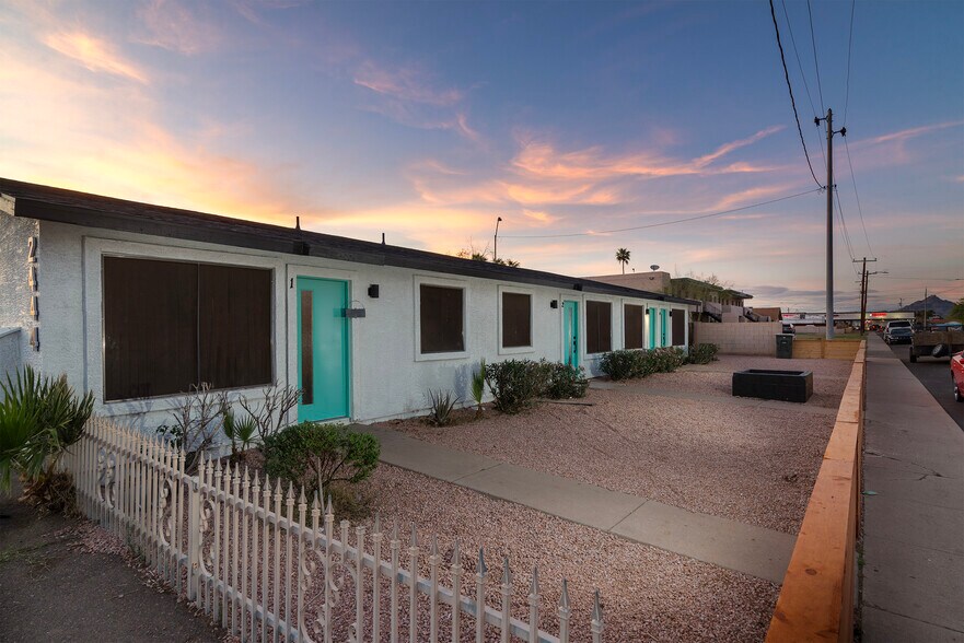 More Photos Of 2444 E Willetta St, Phoenix Multifamily For Sale
