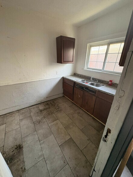 More Photos Of , Detroit Multifamily For Sale