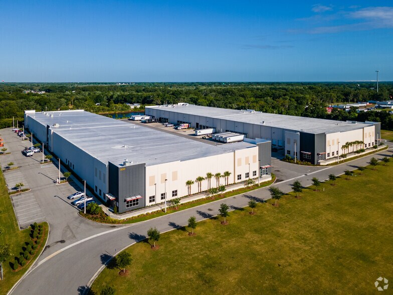 More Photos Of 201 S County Line Rd, Plant City Unknown For Lease