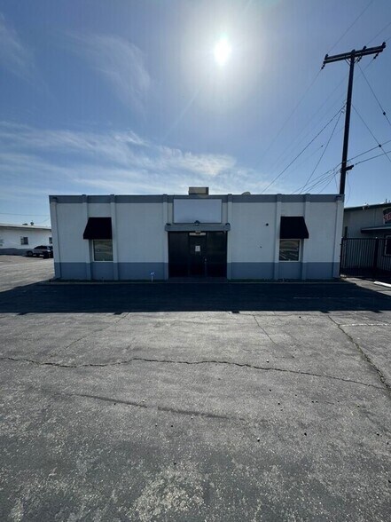 Primary Photo Of 948 W 9th St, Upland Warehouse For Lease