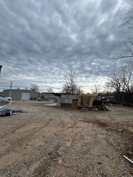 More Photos Of 3687 Kaiser Rd rd, Kaiser Flex For Lease