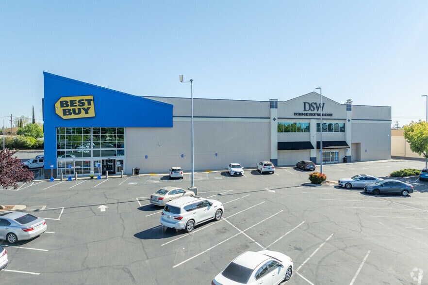 More Photos Of 1901 Arden Way, Sacramento Unknown For Sale