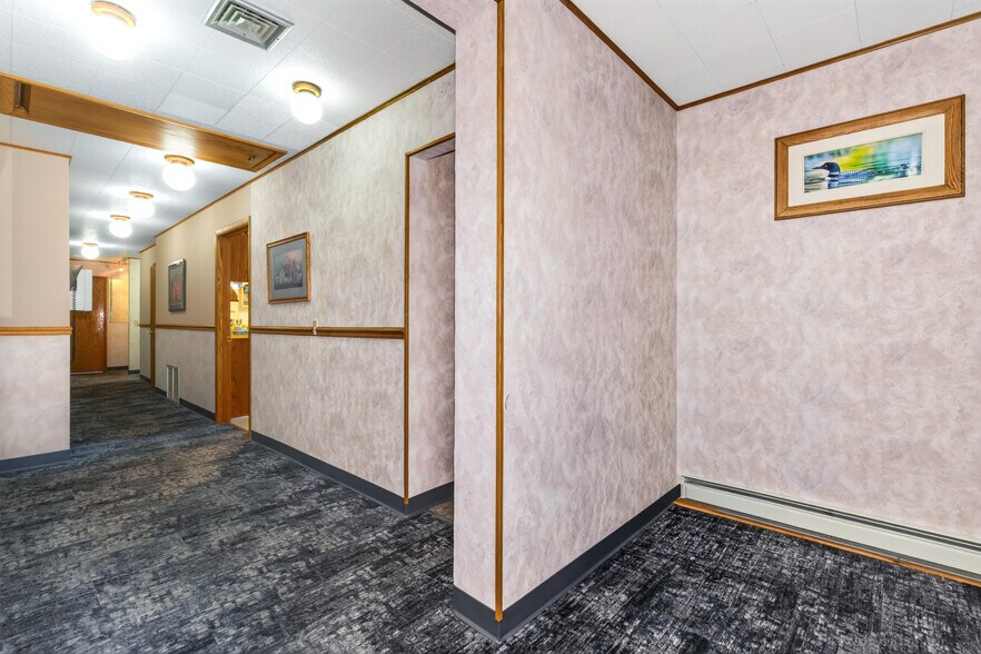 More Photos Of 9758 W Lake Ave, Minocqua Medical For Sale