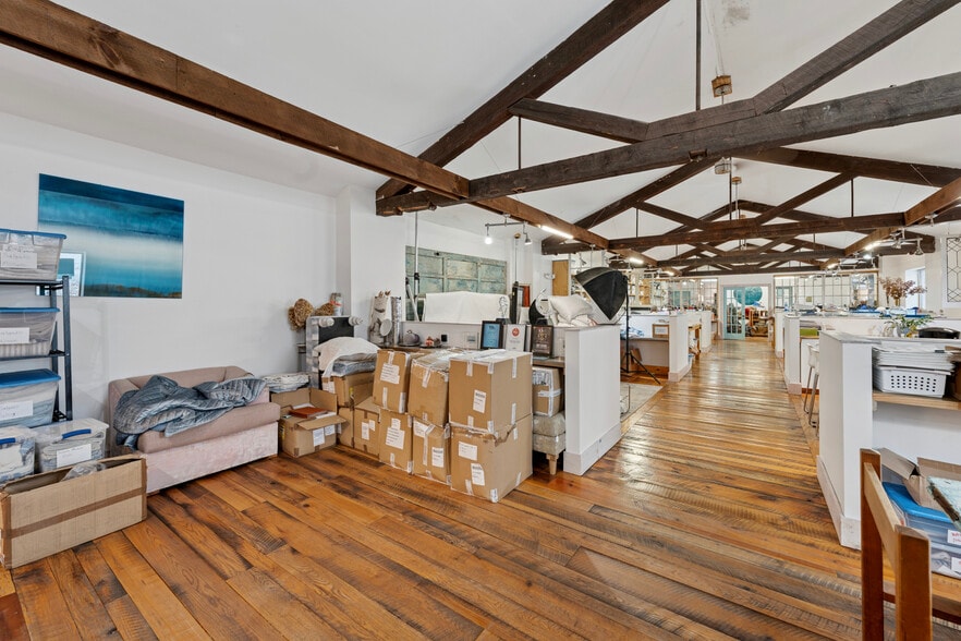 More Photos Of 1412 S Broad St, Philadelphia Storefront For Sale