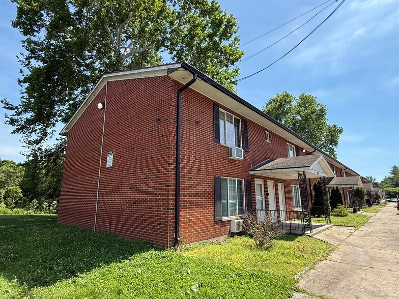 More Photos Of 8712-8804 Dayton Oxford Rd, Franklin Apartments For Sale