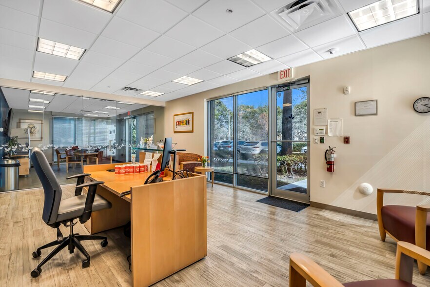 More Photos Of 3900-3908 NW 126th Ave, Coral Springs Warehouse For Sale