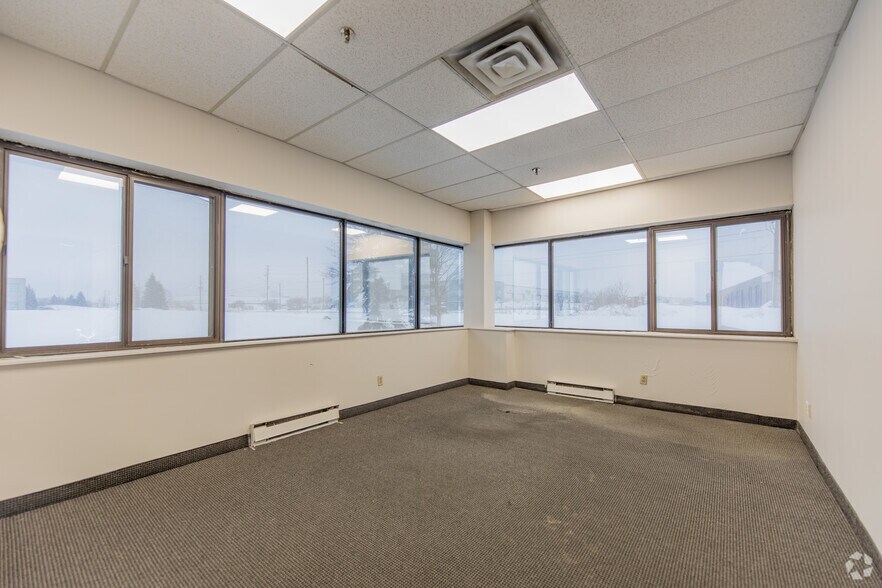 More Photos Of 8069 Lawson Rd, Milton Manufacturing For Sale