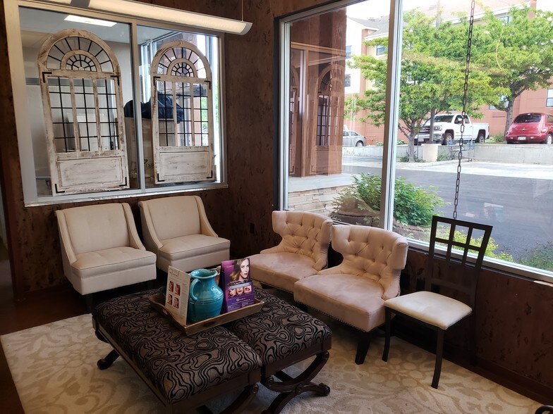 More Photos Of 7525 S Union Park Ave, Sandy Bank For Sale