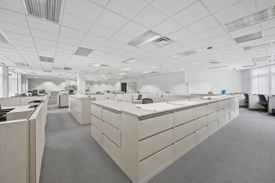 More Photos Of 29050 Cabot Dr, Novi Industrial For Sale