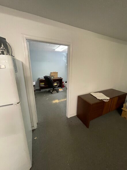 More Photos Of 1013 Bert St, La Place Warehouse For Sale