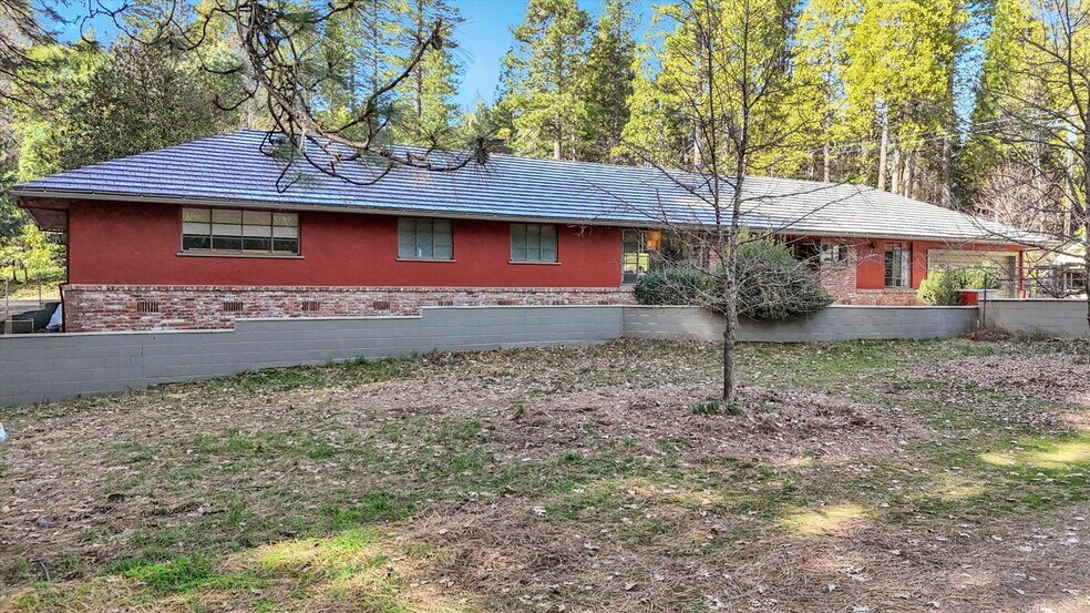 More Photos Of 14724 N Bloomfield Rd, Nevada City Flex For Sale