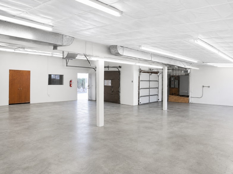 More Photos Of 551 Arden Ave, Glendale Warehouse For Lease