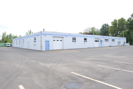 More Photos Of 82 Midland Ave, Saddle Brook Light Manufacturing For Lease