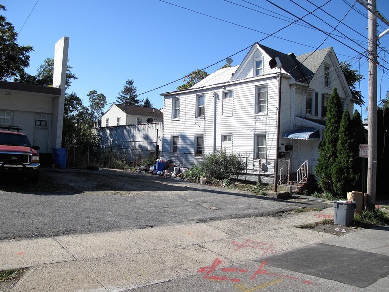More Photos Of 402 S 5th Ave, Mount Vernon Auto Repair For Sale