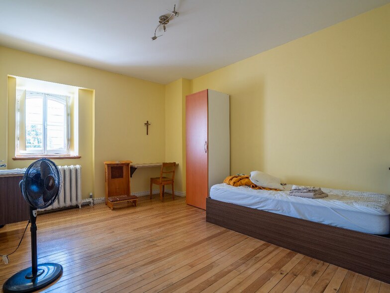 More Photos Of 1395 Rue Notre-Dame, Saint-cesaire Religious Facility For Sale