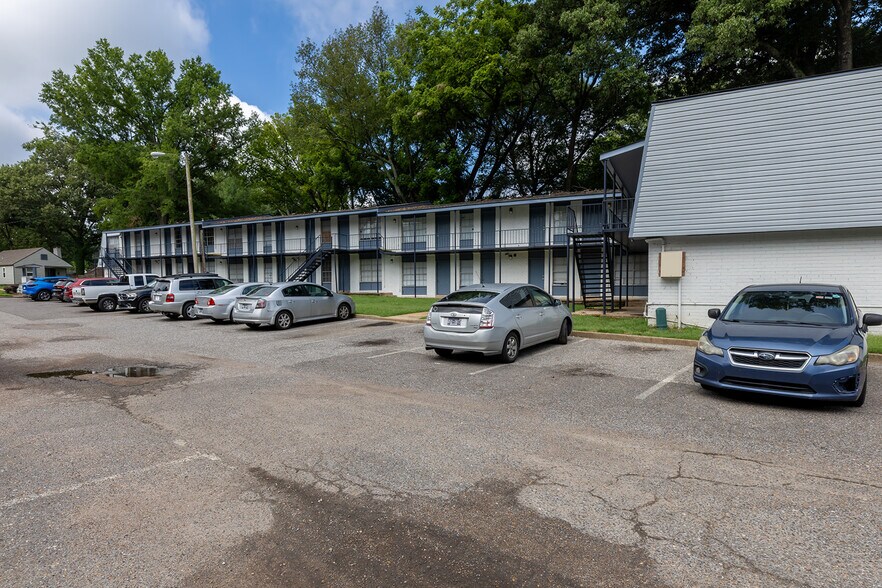 More Photos Of 3446 Carnes Ave, Memphis Apartments For Sale