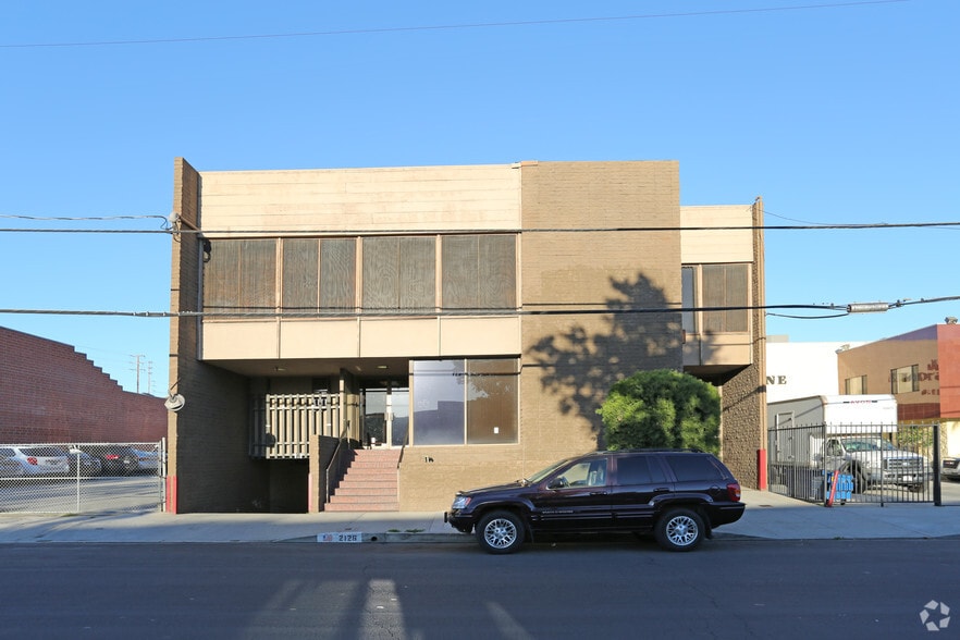More Photos Of 2126 Cotner Ave, Los Angeles Office For Lease