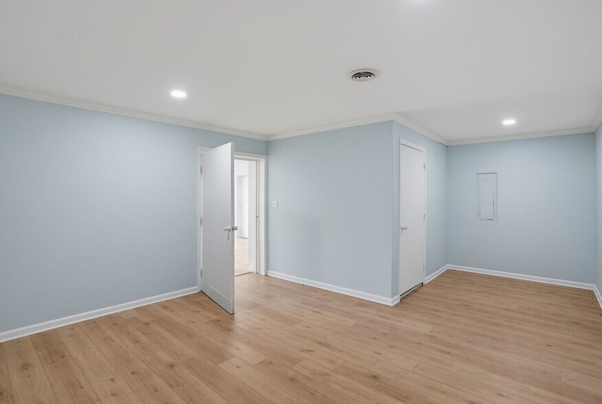 More Photos Of 3524 Millington Rd, Clayton Storefront Retail Office For Sale