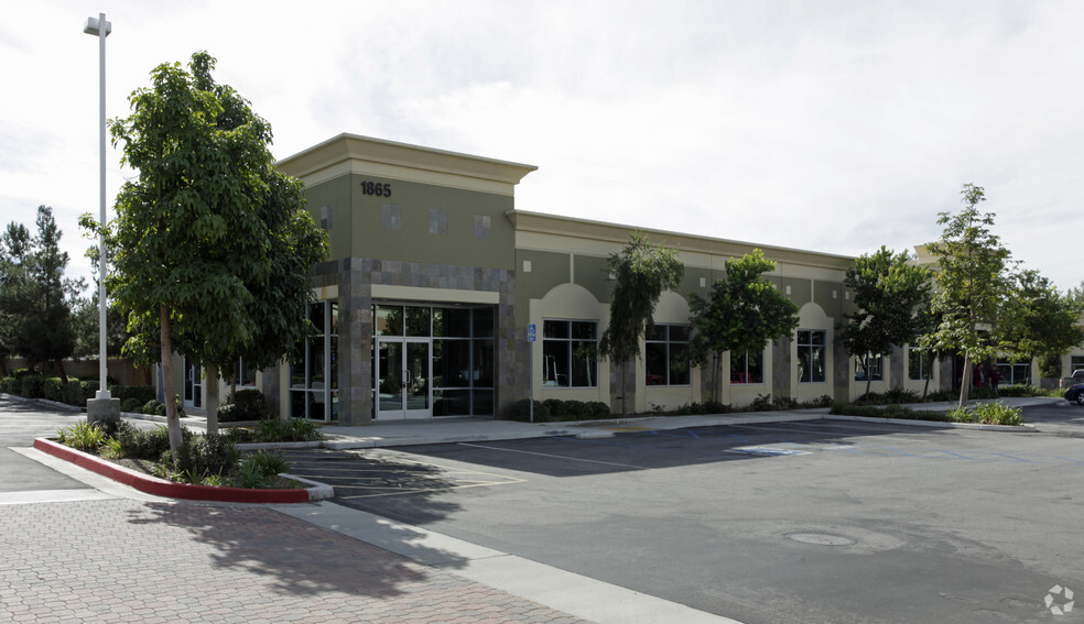 Primary Photo Of 1865 W Redlands Blvd, Redlands Office For Sale