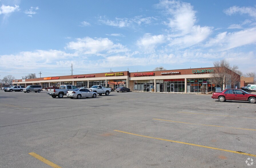 More Photos Of 2310-2320 W Owen K Garriott Rd, Enid Storefront For Lease