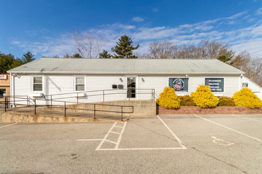 More Photos Of 1581 Main St, Weymouth Freestanding For Sale