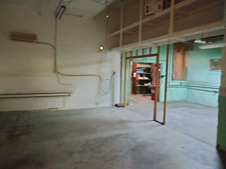 More Photos Of 200 N Washington St, Boyertown Manufacturing For Sale