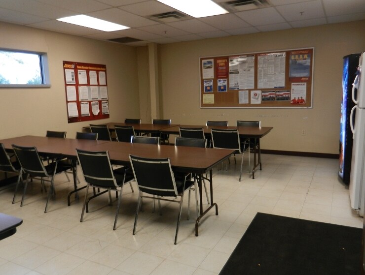 More Photos Of 4091 Jeffrey Blvd, Buffalo Warehouse For Lease