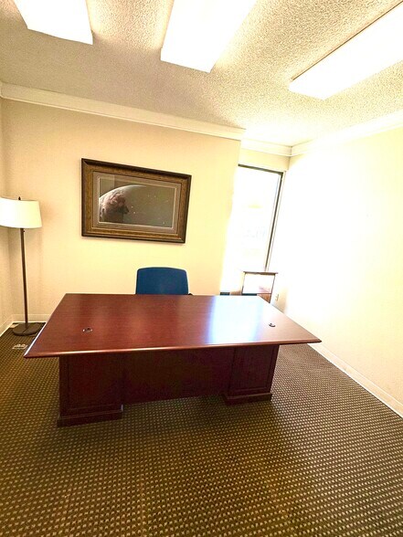 More Photos Of 206-210 12th Ave Rd, Nampa Medical For Lease