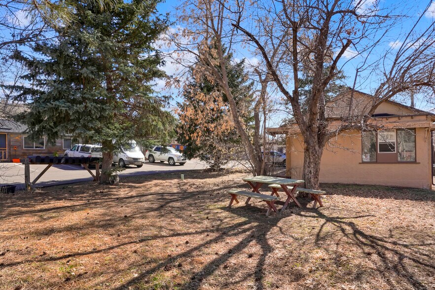 More Photos Of 403 23rd St, Golden Apartments For Sale