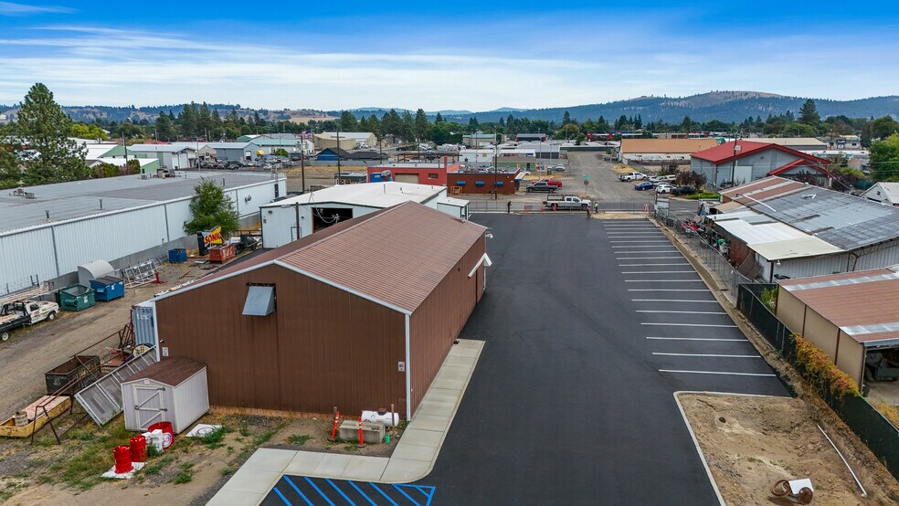 More Photos Of 6401 Pittsburg St, Spokane Warehouse For Lease