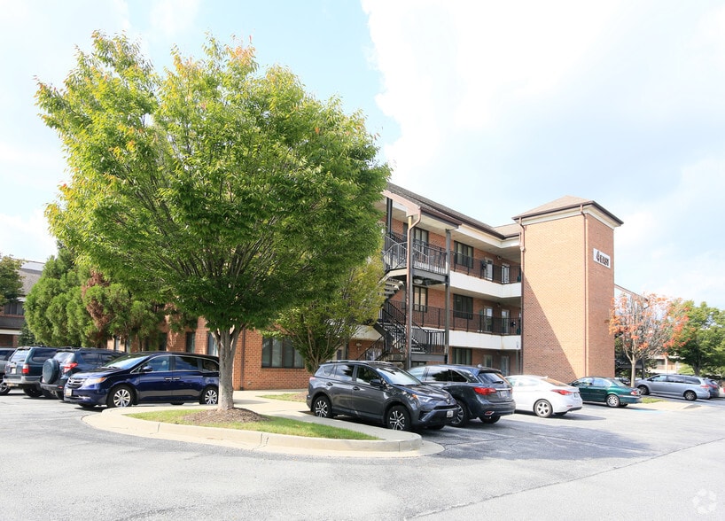 More Photos Of 7001 Johnnycake Rd, Catonsville Unknown For Lease