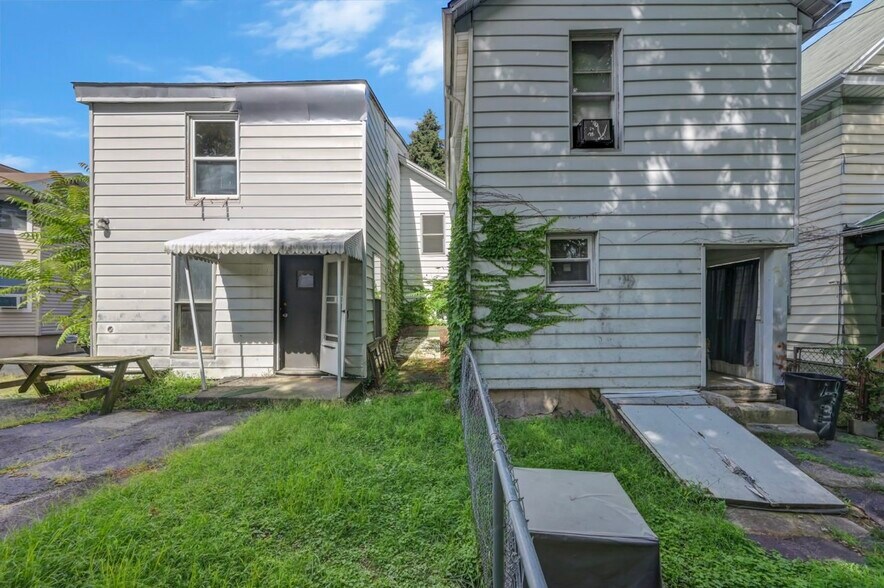 More Photos Of 317 S 10th Ave, Scranton Warehouse For Sale