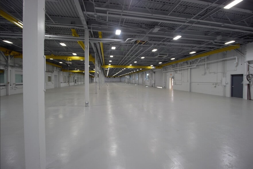 More Photos Of 1390 Mt Read Blvd, Rochester Manufacturing For Lease