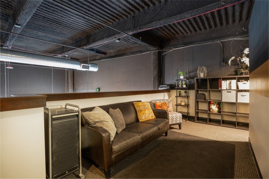 More Photos Of 1515 Dock St, Tacoma Apartments For Sale