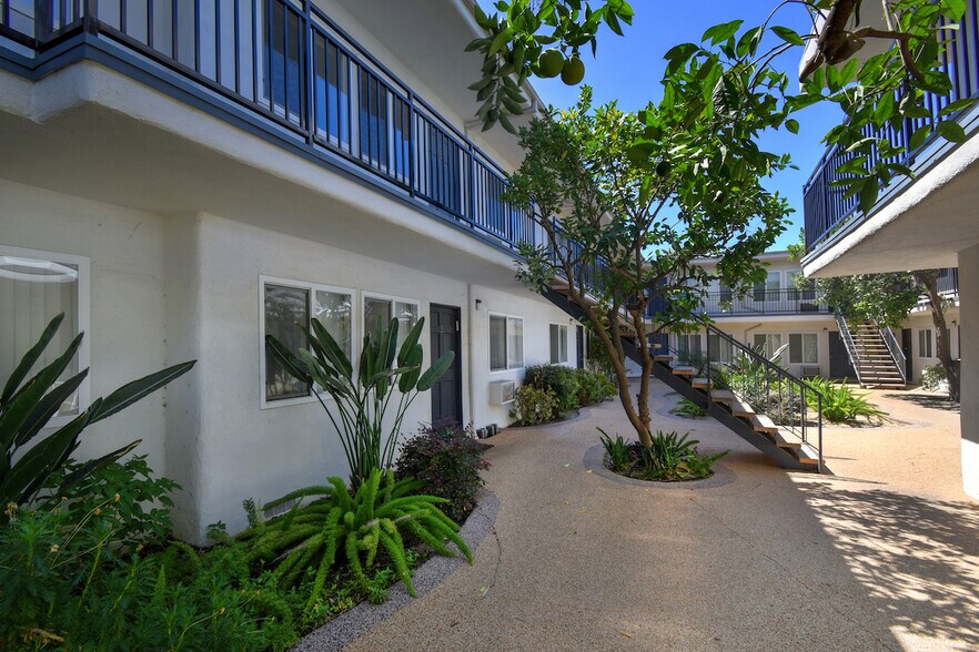 More Photos Of 9301 Darby Ave, Northridge Apartments For Sale