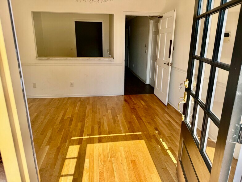 More Photos Of 105 S Jefferson Ave, Eatonton Office For Sale
