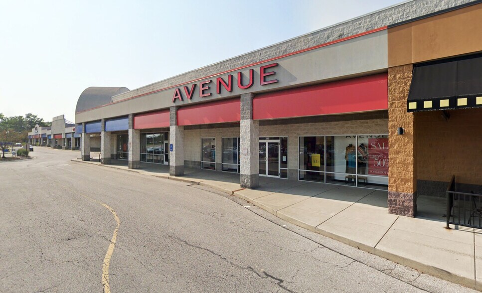 More Photos Of 263 Midway Blvd, Elyria Unknown For Lease