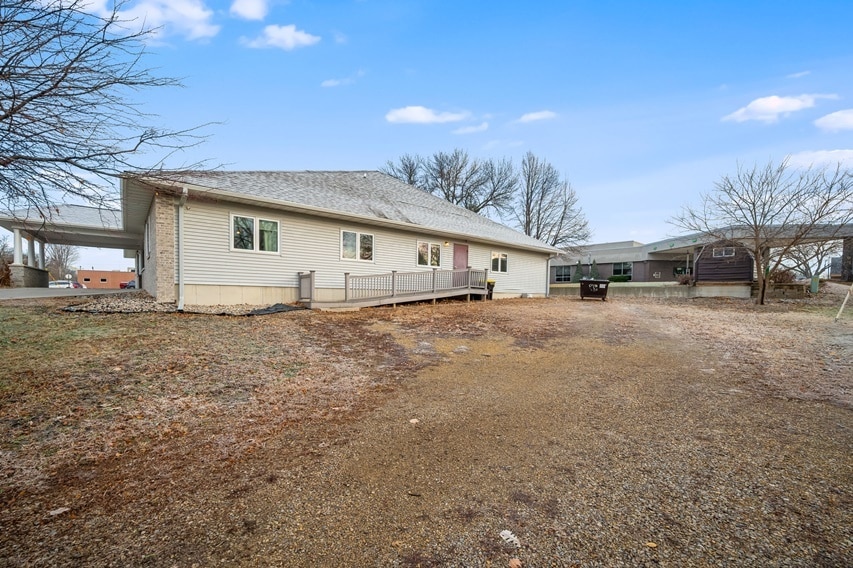 More Photos Of 311 S Nicollet St, Blue Earth Healthcare For Sale