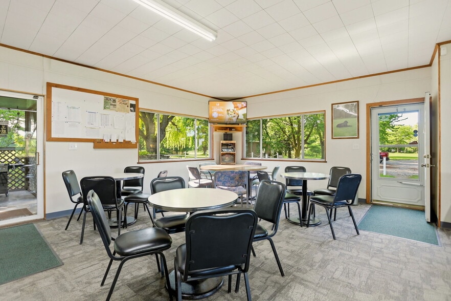 More Photos Of 5848 Griggs Rd, Caseville Specialty For Sale