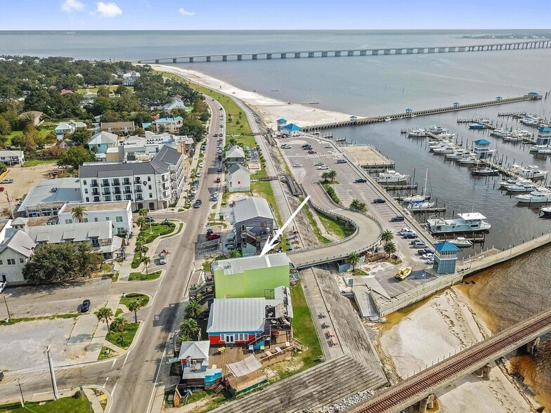 More Photos Of 113 S Beach Blvd, Bay Saint Louis Restaurant For Sale