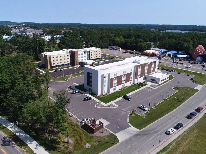 More Photos Of , Wisconsin Dells Hospitality For Sale