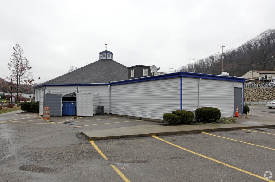 More Photos Of 1100 Grove Rd, Pittsburgh Restaurant For Sale