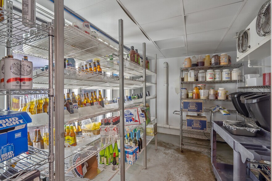 More Photos Of 2107 N Osceola Rd, Camden Service Station For Sale