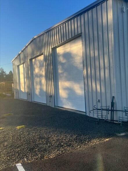 More Photos Of 84722 Highway 11, Milton-Freewater Flex For Sale