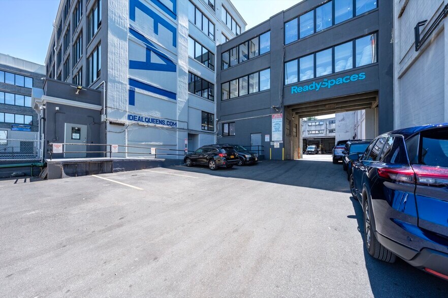 More Photos Of 184-10-184-60 Jamaica Ave, Jamaica Manufacturing For Lease