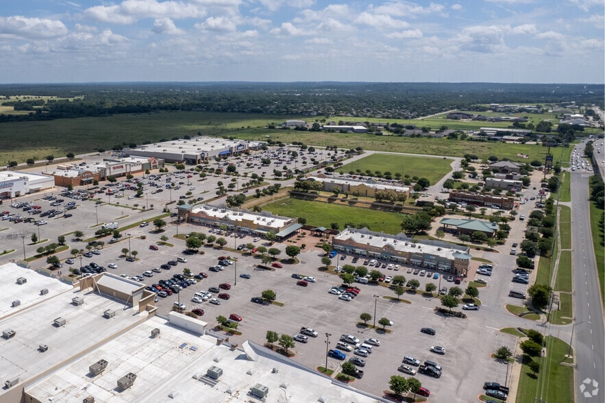More Photos Of Hwy 71 @ FM 304, Bastrop Unknown For Lease