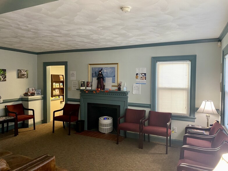 More Photos Of 2453 Pruden Blvd, Suffolk Office For Sale