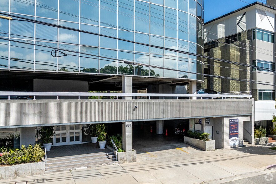 More Photos Of 500 S Sepulveda Blvd, Los Angeles Coworking Space